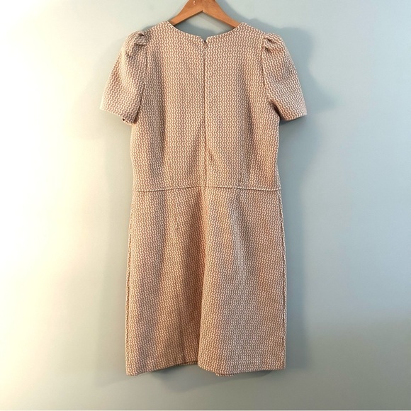 Ann Taylor Geo Flare Dress Whiskey Cream. Size 14T. - Picture 7 of 14